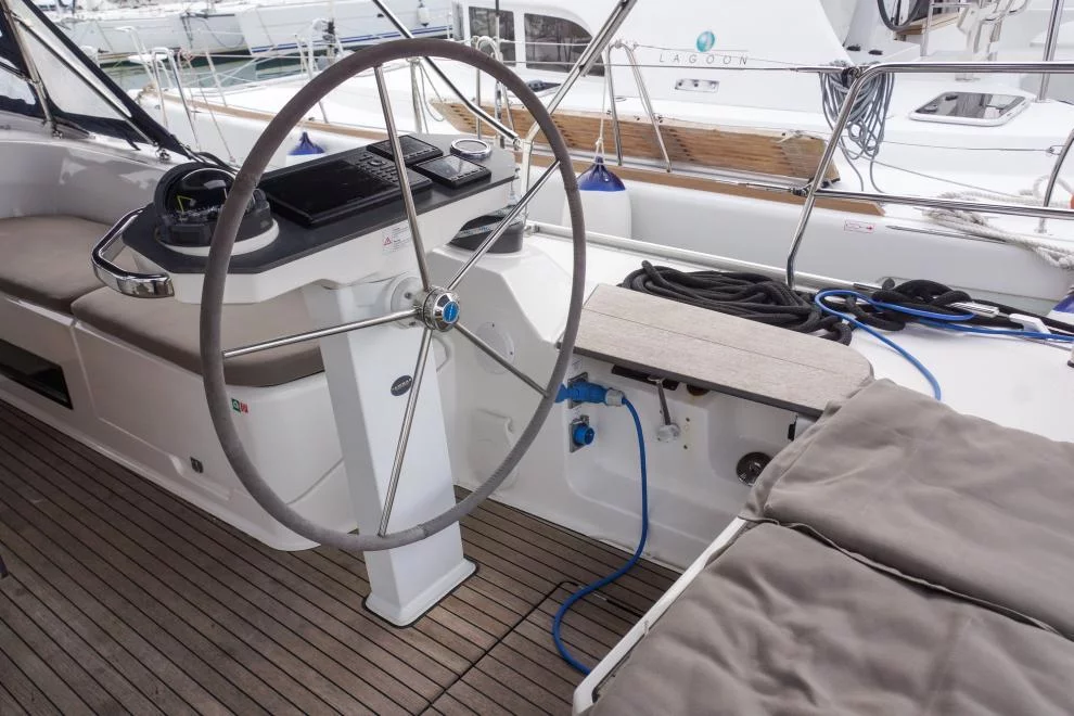 Bavaria Cruiser 56 - 5 + 1 cab. (LA VESTALE)  - 3
