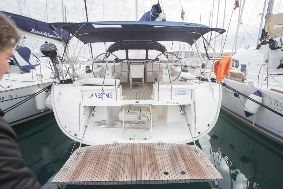 Bavaria Cruiser 56 - 5 + 1 cab. (LA VESTALE)  - 8