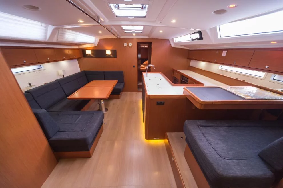 Bavaria Cruiser 56 - 5 + 1 cab. (LA VESTALE)  - 10
