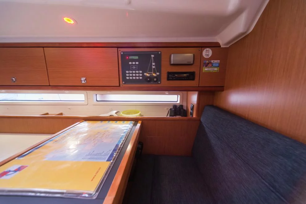 Bavaria Cruiser 56 - 5 + 1 cab. (LA VESTALE)  - 12
