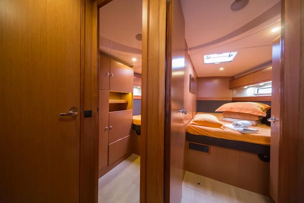 Bavaria Cruiser 56 - 5 + 1 cab. (LA VESTALE)  - 17