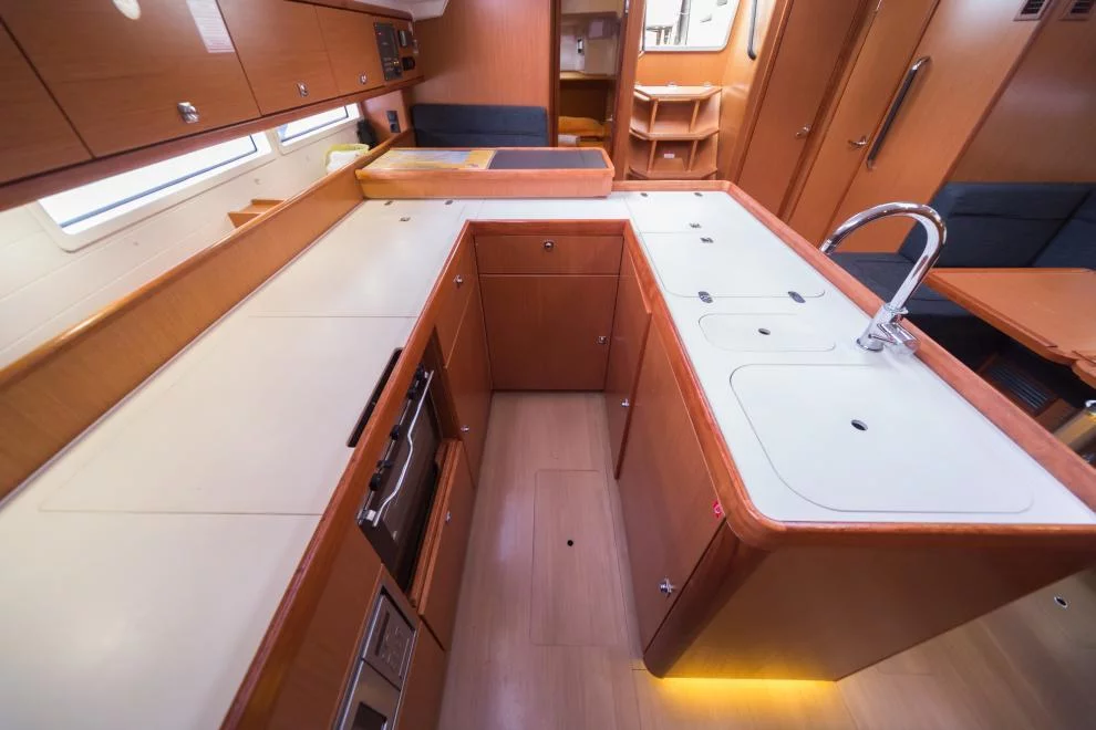 Bavaria Cruiser 56 - 5 + 1 cab. (LA VESTALE)  - 21