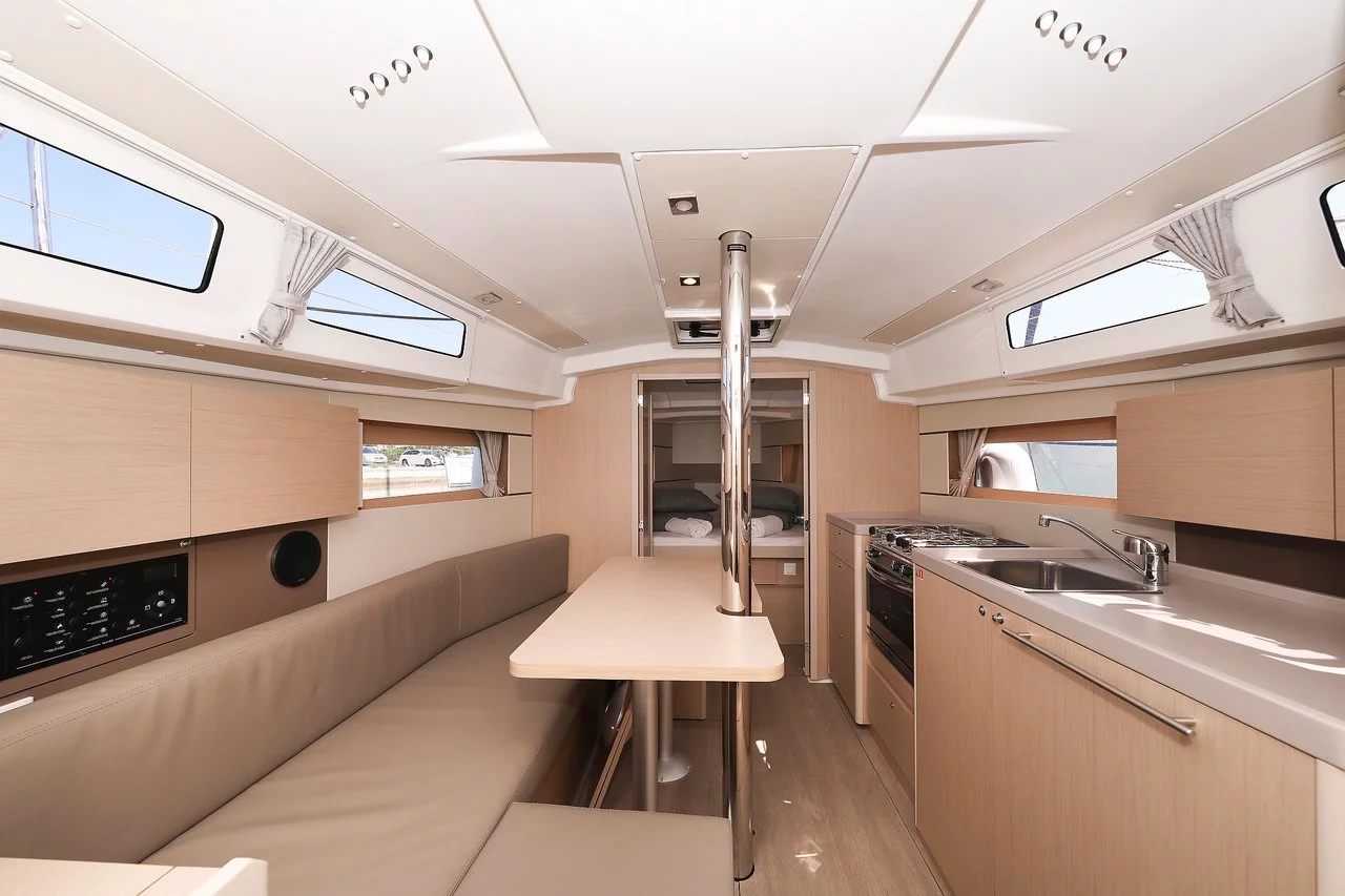 Oceanis 35.1 (Aris)  - 5