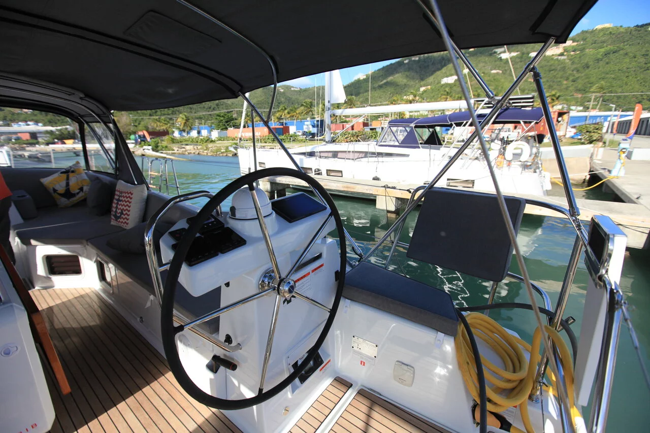 Jeanneau 54 - 3 cab. (Silvergirl)  - 4