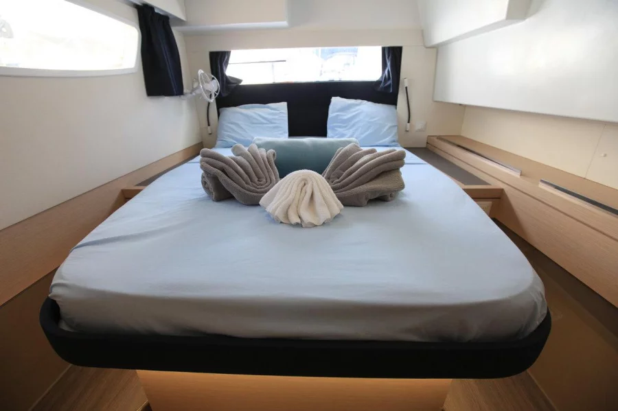 Fountaine Pajot Saona 47 Quintet - 5 + 1 cab. (Fun Shway)  - 12