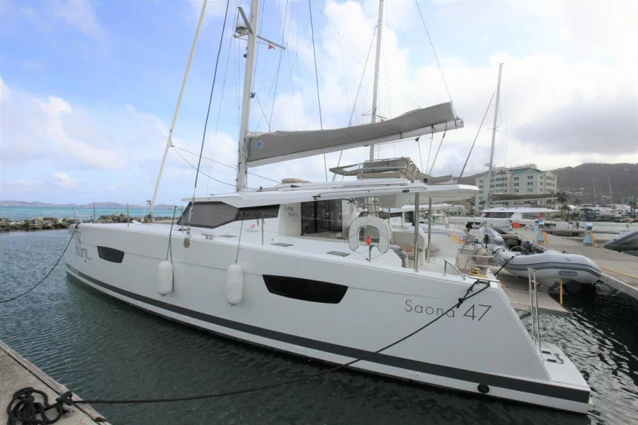 Fountaine Pajot Saona 47 - 5 cab. (Long Story)  - 0
