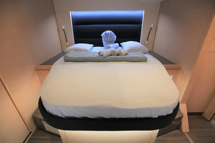 Fountaine Pajot Saona 47 - 5 cab. (Long Story)  - 17