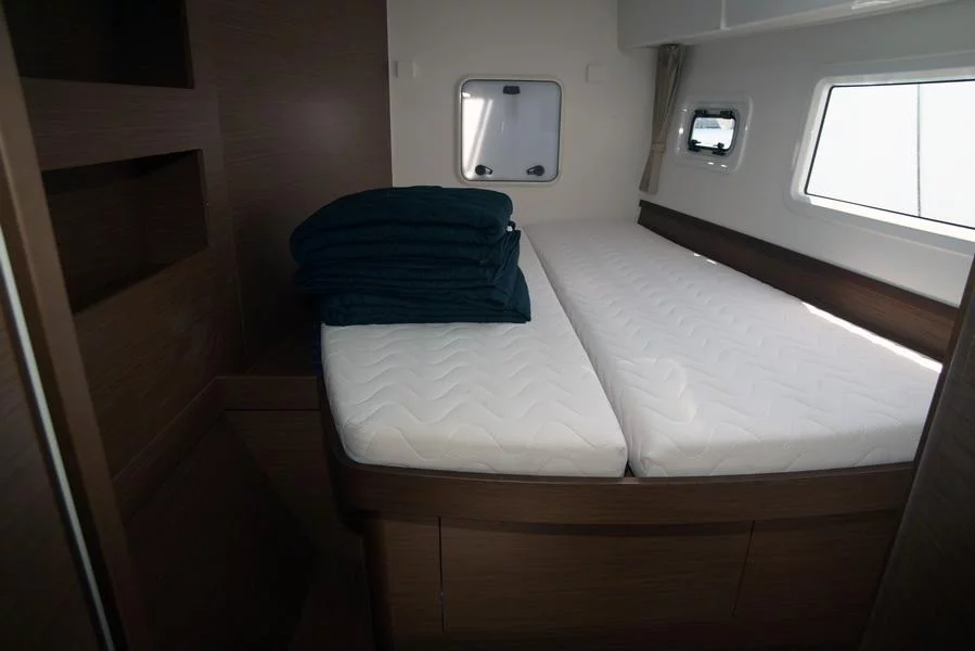 Lagoon 42 - 4 + 2 cab. (DREMMWEL)  - 6