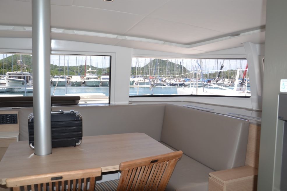 Photo #11 - Bali 4.5 - 4 + 2 cab. (FARALLO) in Le Marin - 28234