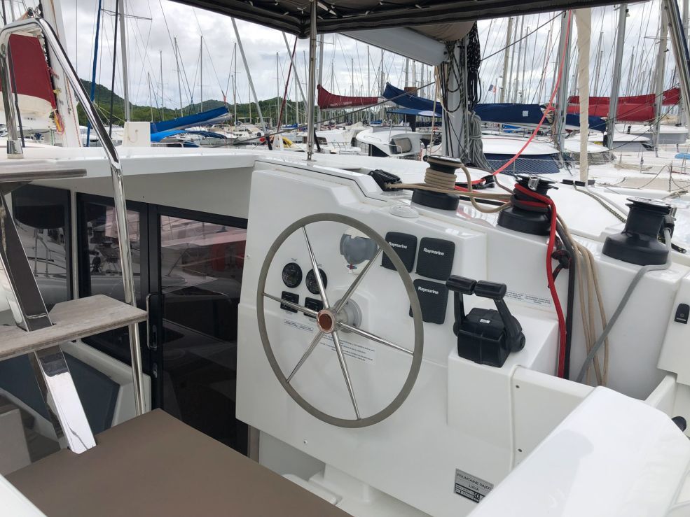 Photo #5 - Fountaine Pajot Lucia 40 - 4 cab. (FLAMBOYANT) in St. George's - 28240