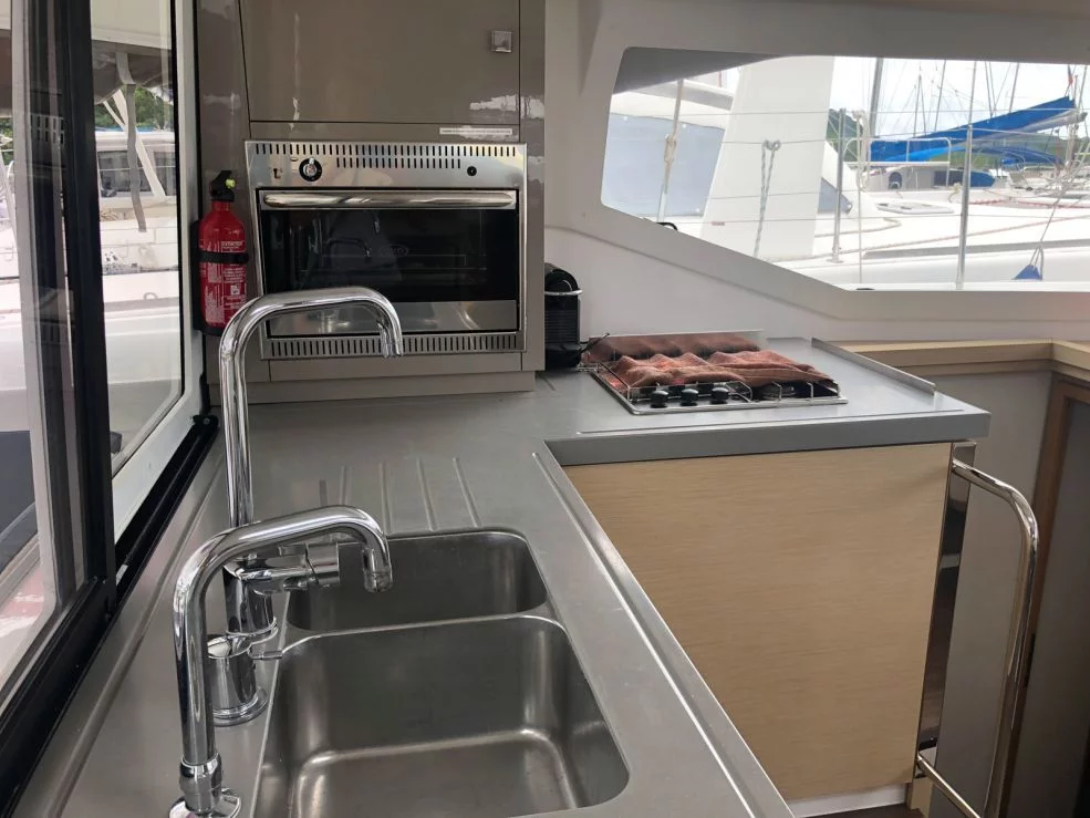Fountaine Pajot Lucia 40 - 4 cab. (FLAMBOYANT)  - 6