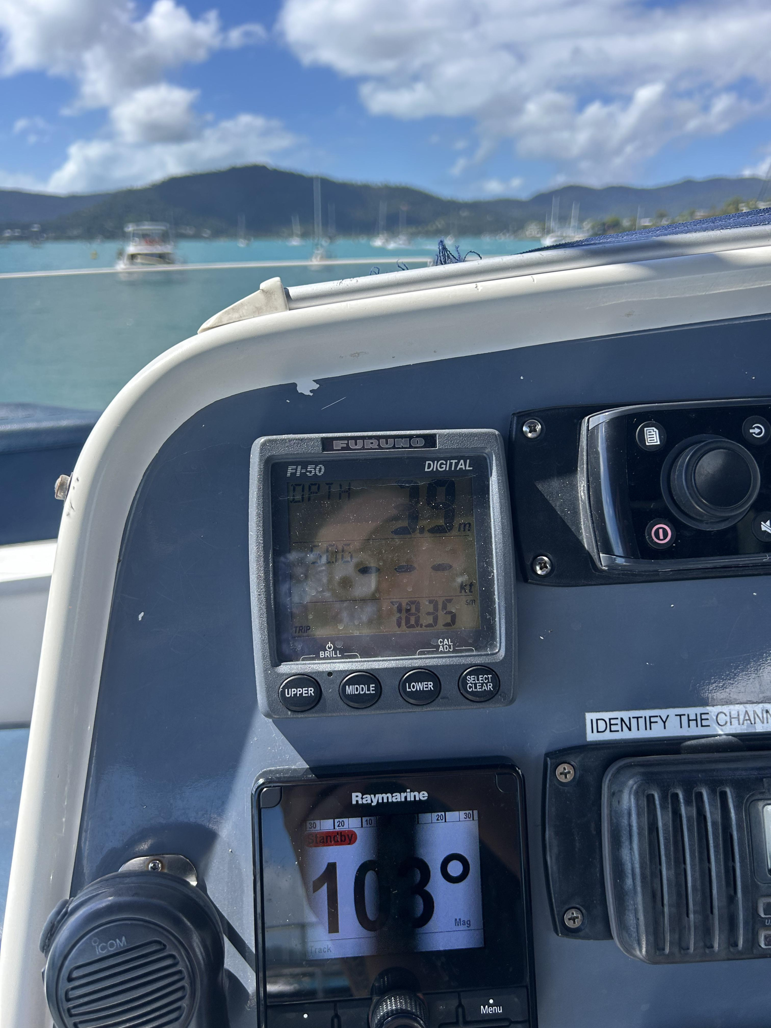 Photo #15 - Cumberland 46 - 4 cab. (DIMANCHE) en Airlie Beach - 28332