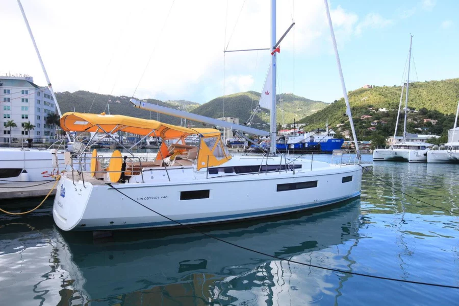 Sun Odyssey 440 - 2 cab. (Bella)  - 2