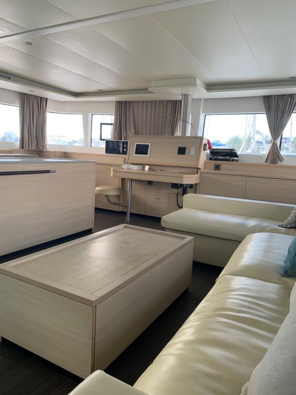 Photo #8 - Lagoon 620 - 6 + 2 cab. (DREAM CAROLINA) in Phuket - 28400