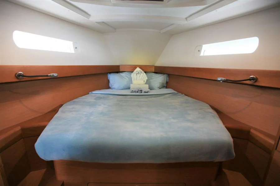 Sun Odyssey 44 DS - 2 cab. (Good Decision)  - 15