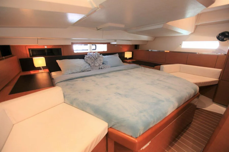 Sun Odyssey 44 DS - 2 cab. (Good Decision)  - 16