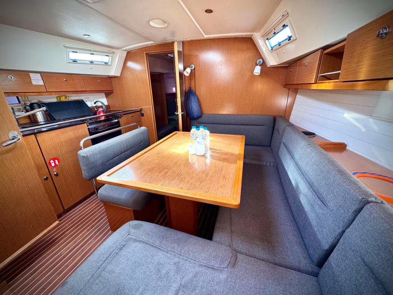 Bavaria Cruiser 40 (Mayla)  - 3