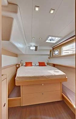 Lagoon 450 - 4 + 2 cab. (BOSTON)  - 9