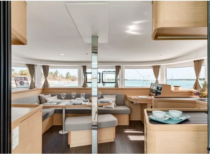 Lagoon 42 - 4 + 2 cab. (APRES SAIL)  - 6