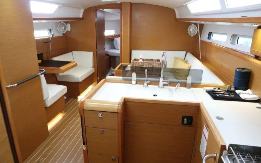 Sun Odyssey 409 (Pegasus)  - 10