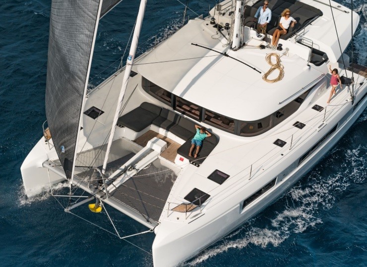 Photo #3 - Lagoon 50 (KOKOMO) in Airlie Beach - 28550