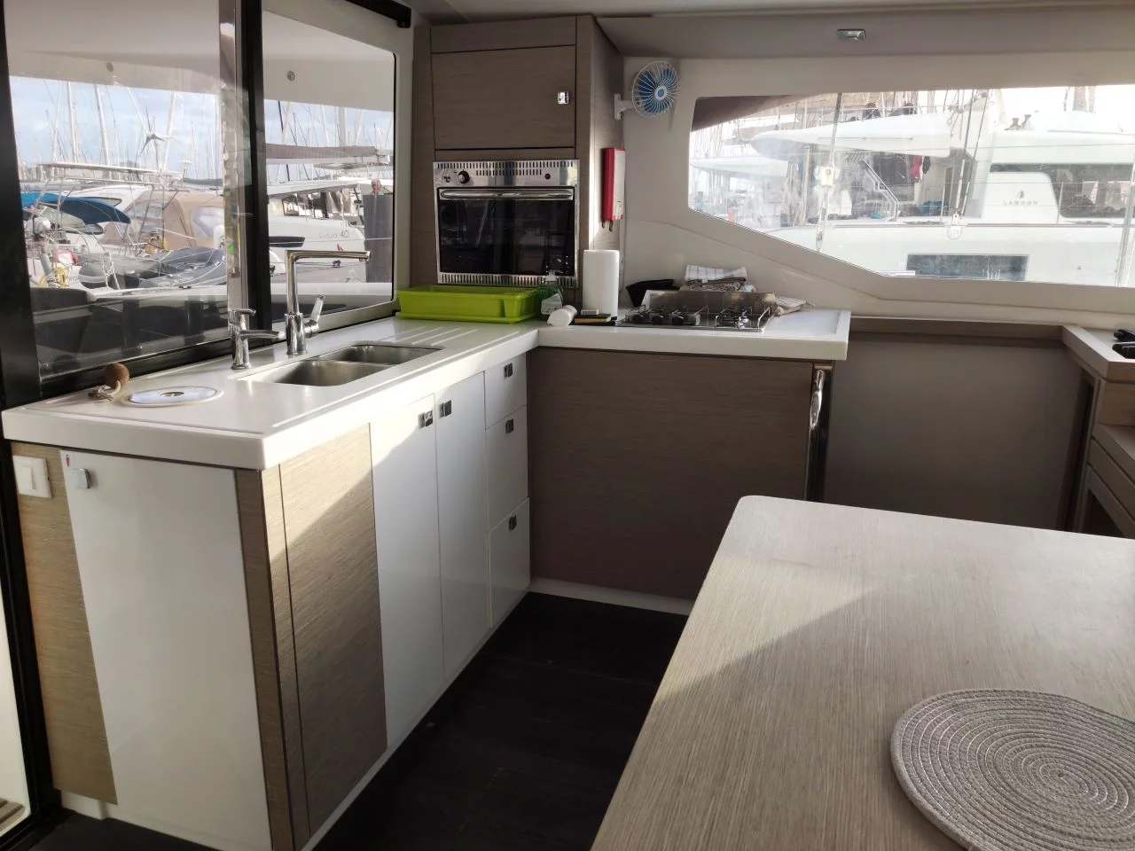 Fountaine Pajot Lucia 40 - 4 cab. (HARFANG)  - 10