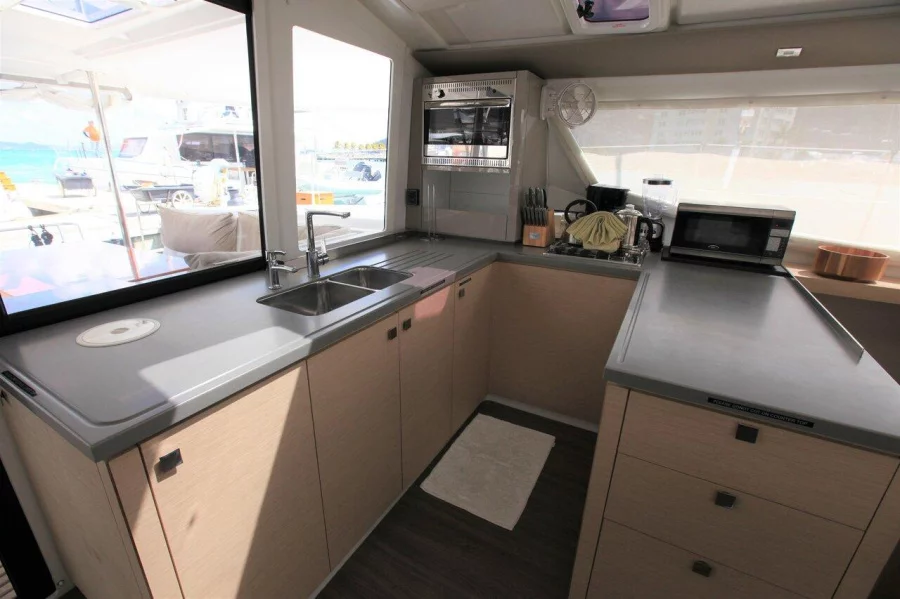 Helia 44 - 5 cab. (Kalm Waters)  - 18