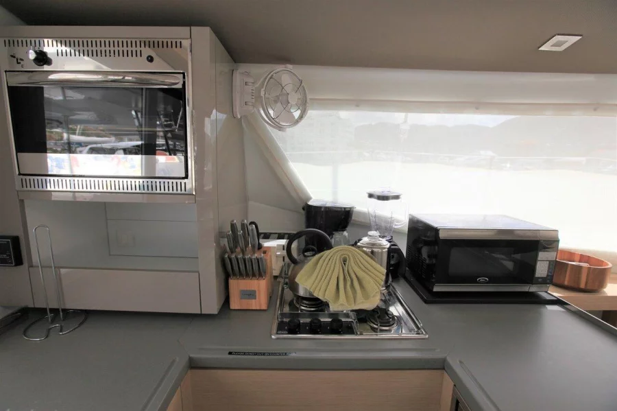 Helia 44 - 5 cab. (Kalm Waters)  - 19