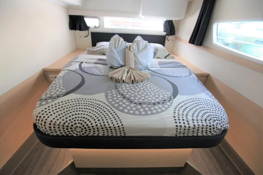 Helia 44 - 5 cab. (Island Odyssey)  - 16