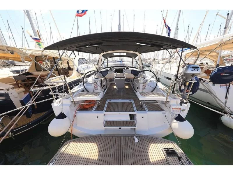 Oceanis 41.1 (Dalmatinka)  - 2