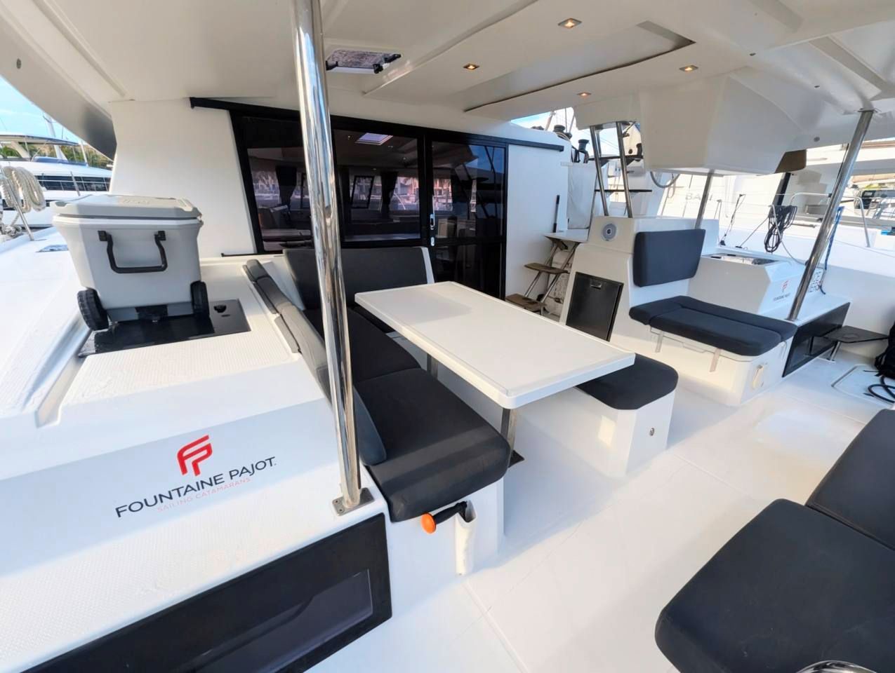 Fountaine Pajot Astrea 42 - 4 + 2 cab. — photo 8
