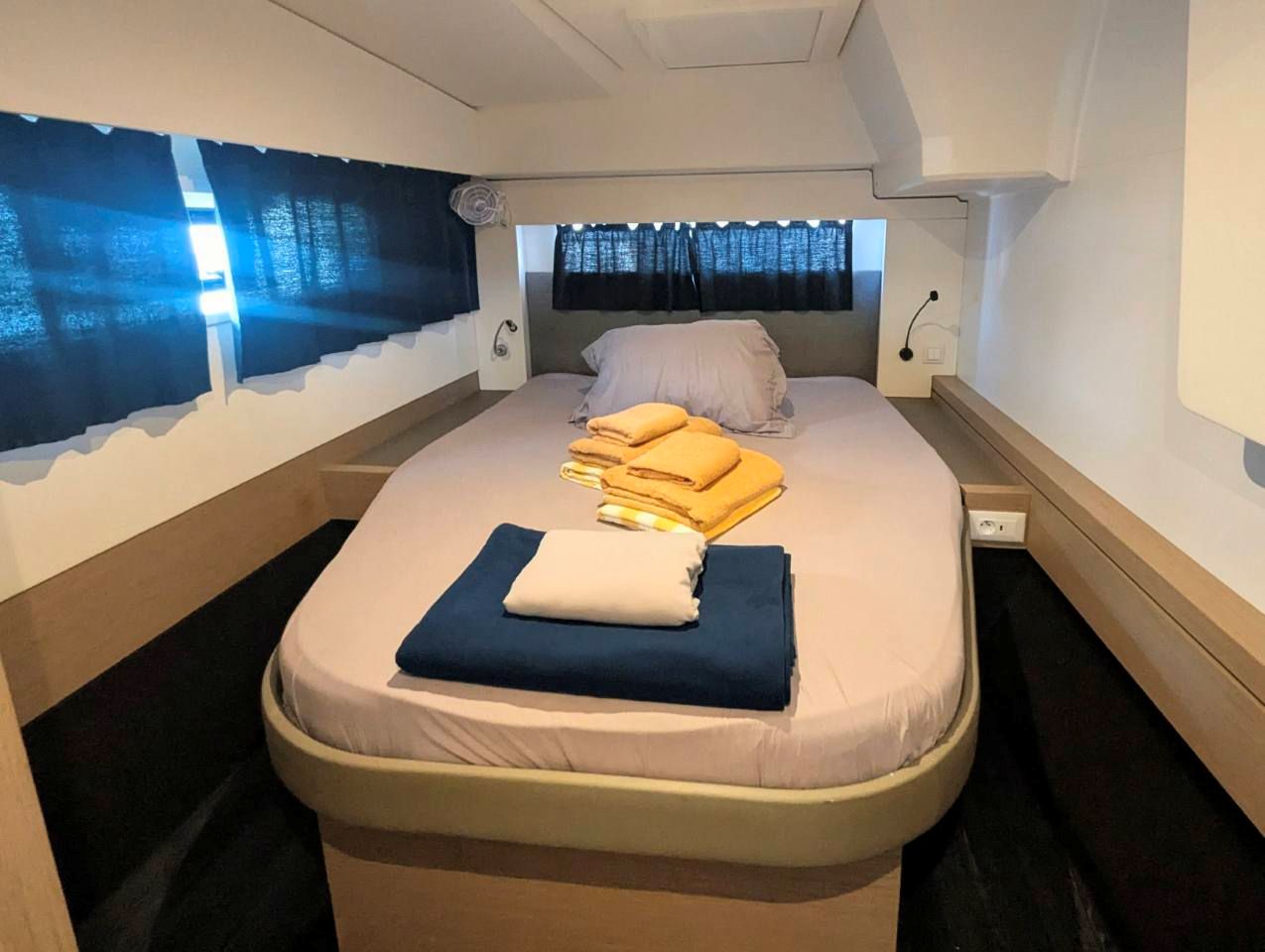 Fountaine Pajot Astrea 42 - 4 + 2 cab. — photo 14