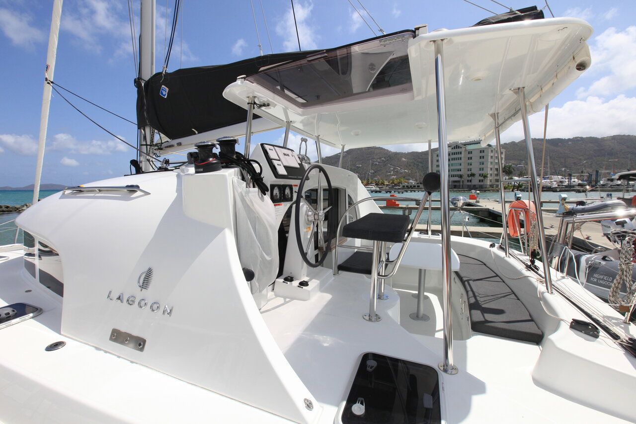 Photo #21 - Lagoon 380 - 3 cab. (Saint Blue) in Road Town - 29056