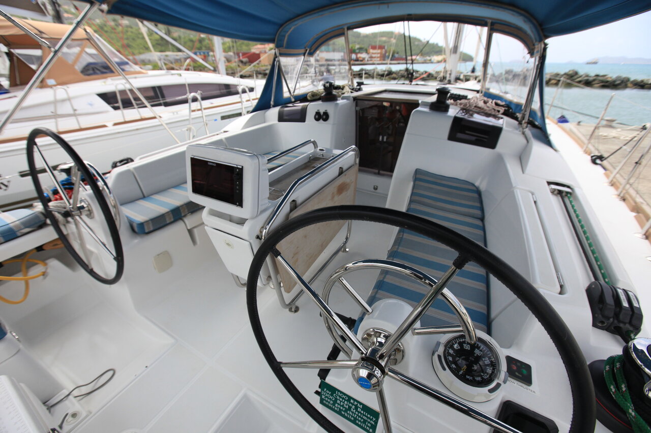 Photo #8 - Sun Odyssey 419 - 3 cab. (Jillsee) en Road Town - 29058