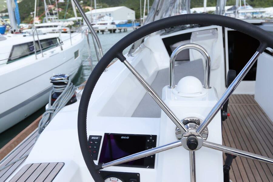 Oceanis 38.1 - 2 cab. — photo 12