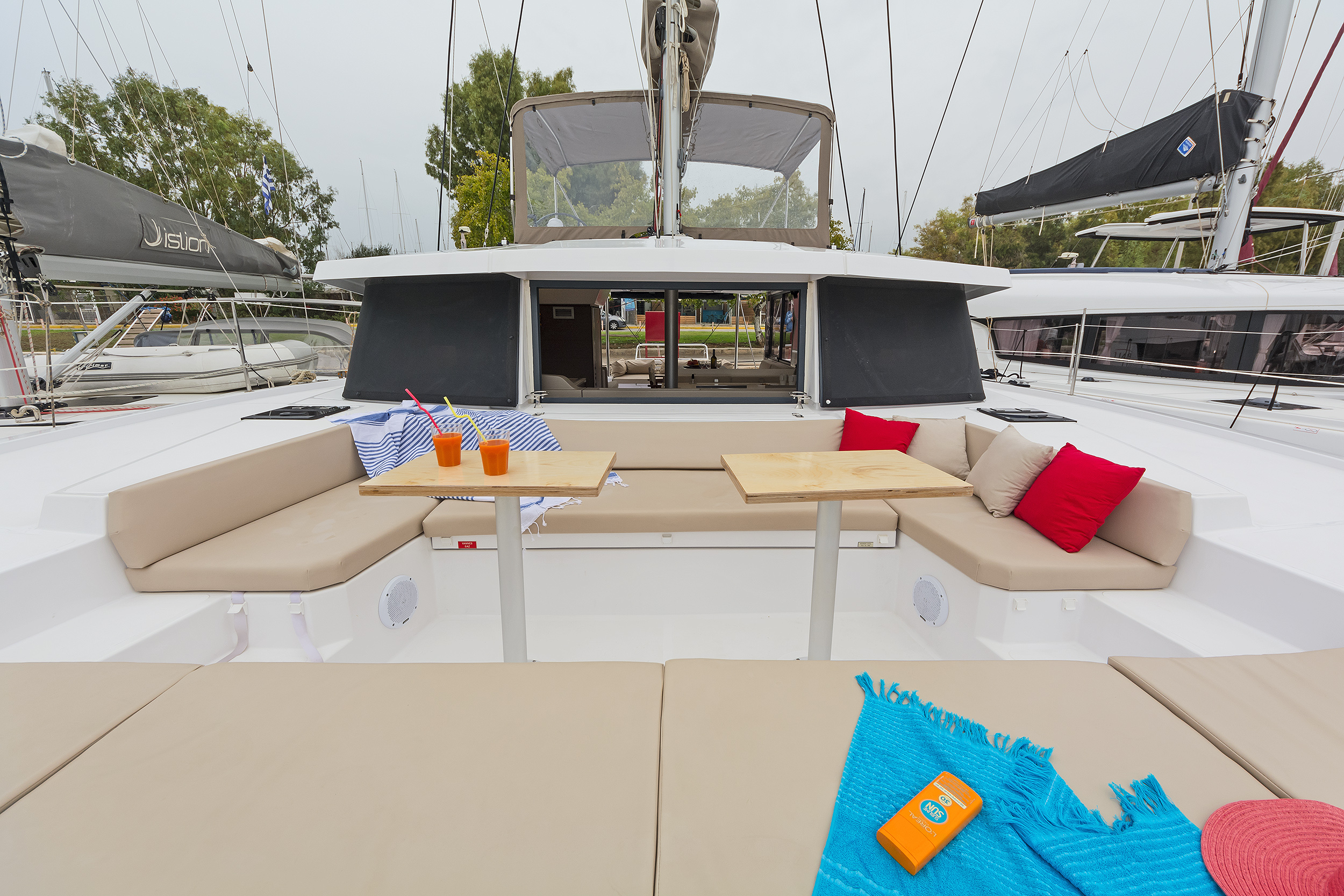 Photo #11 - Bali 4.1 - 4 + 2 cab. (Golden Waters) in Athen - 29067