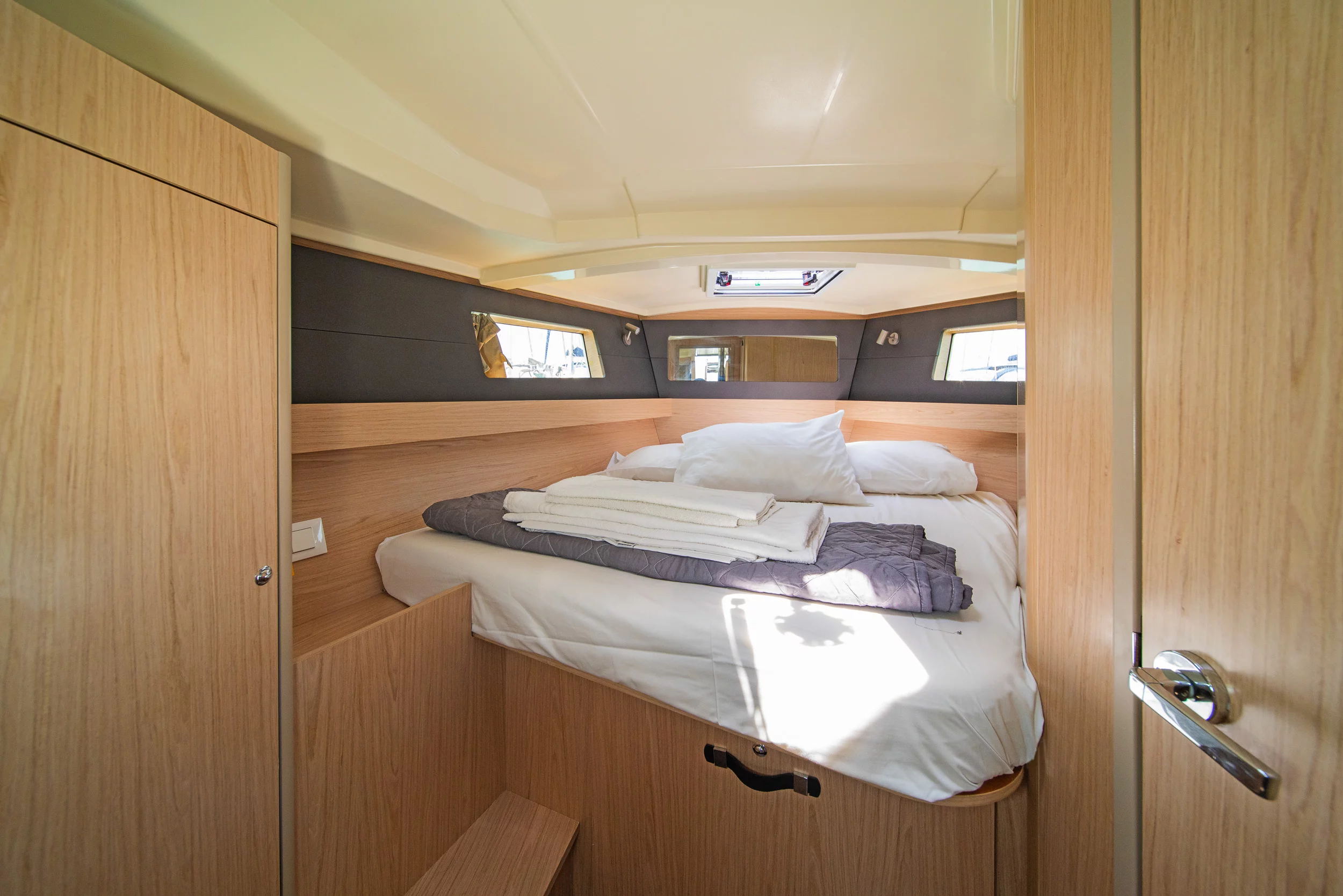 Oceanis 41.1 (Elena)  - 12