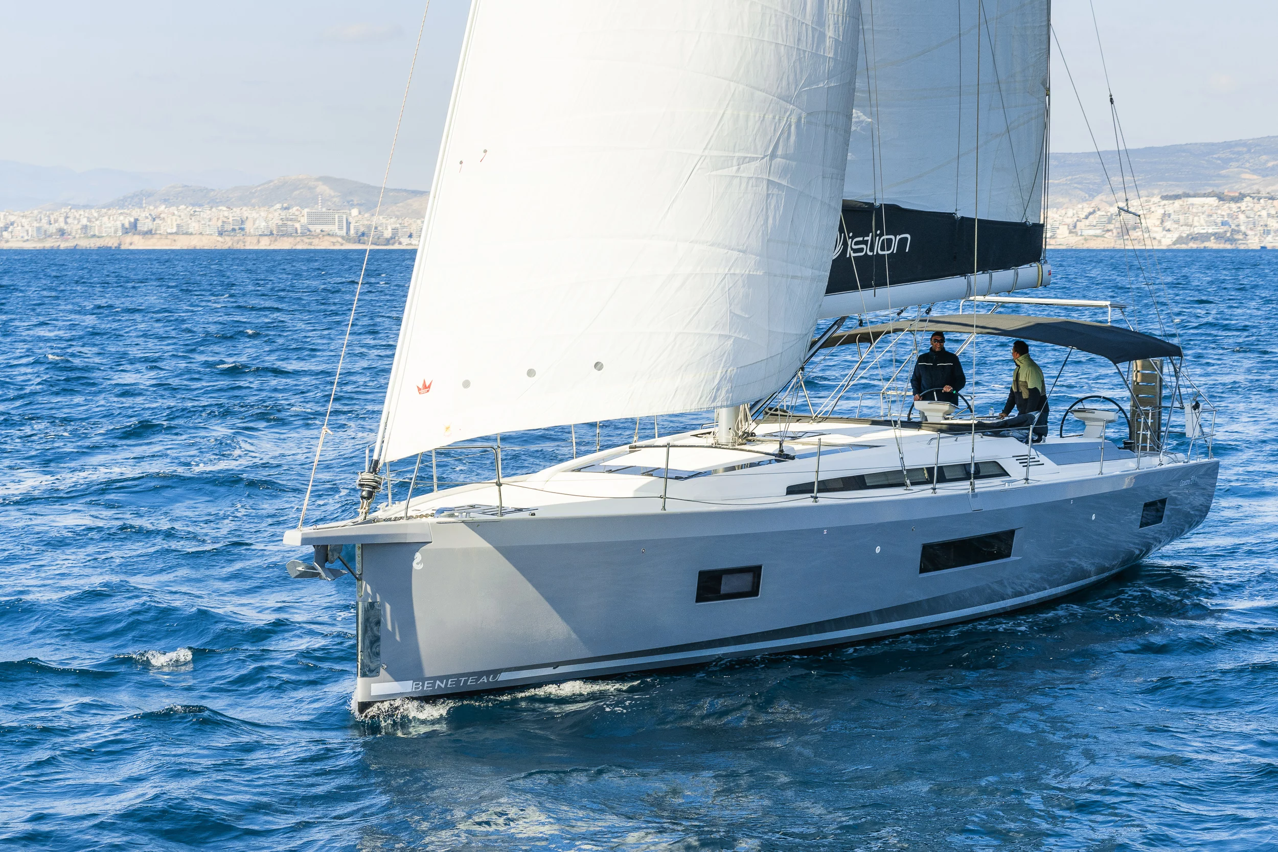 Oceanis 51.1 (Mamakita)  - 4