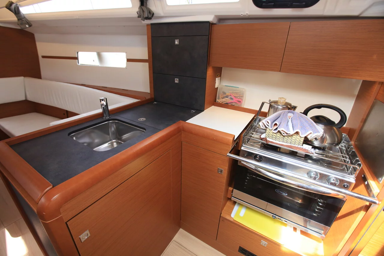Sun Odyssey 349 - 2 cab. (Naya)  - 8
