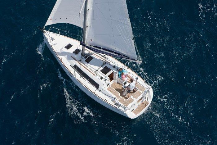 Photo #1 - Oceanis 31 (Chilli) in BVI, Tortola, Ritter House Marina - 29093