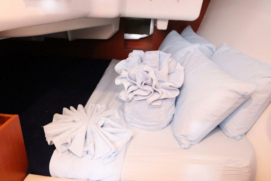 Oceanis 31 — photo 19