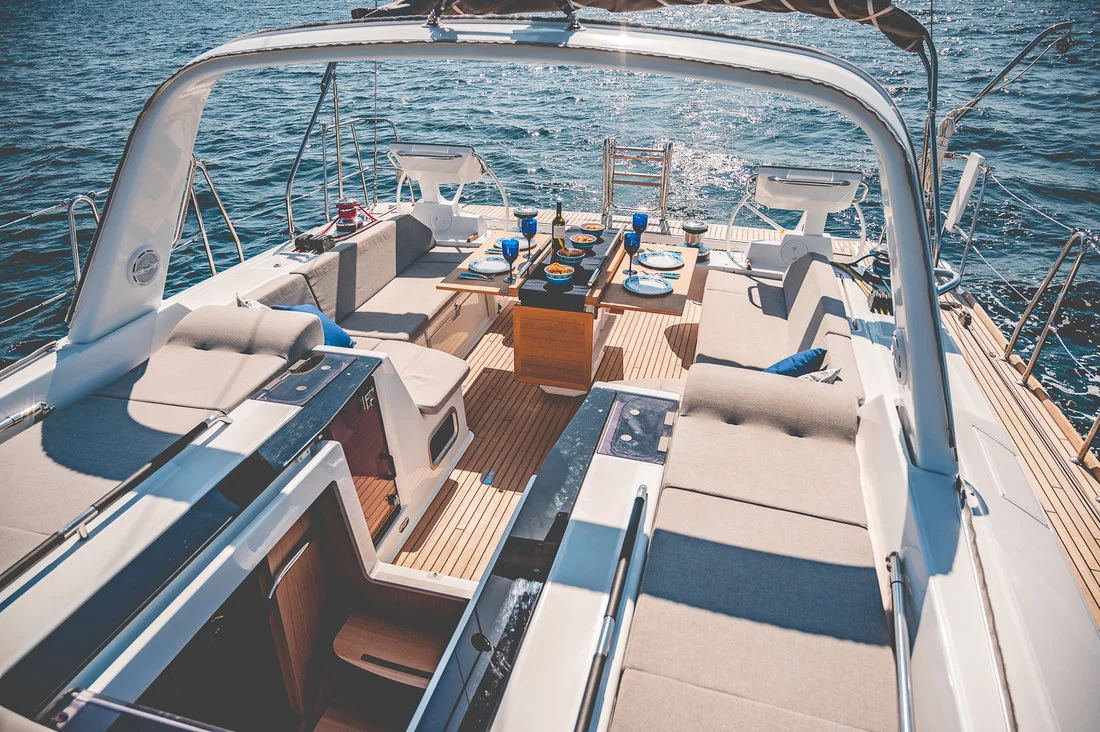 Oceanis 55.1 - 3 + 1 cab. (Axis Mundi)  - 4