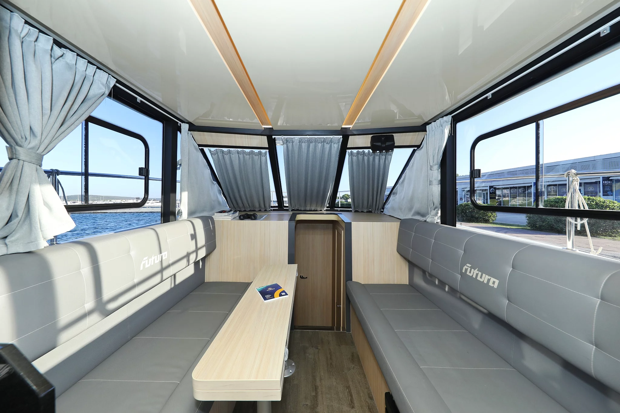 Futura 40 Grand Horizon (Backup)  - 42