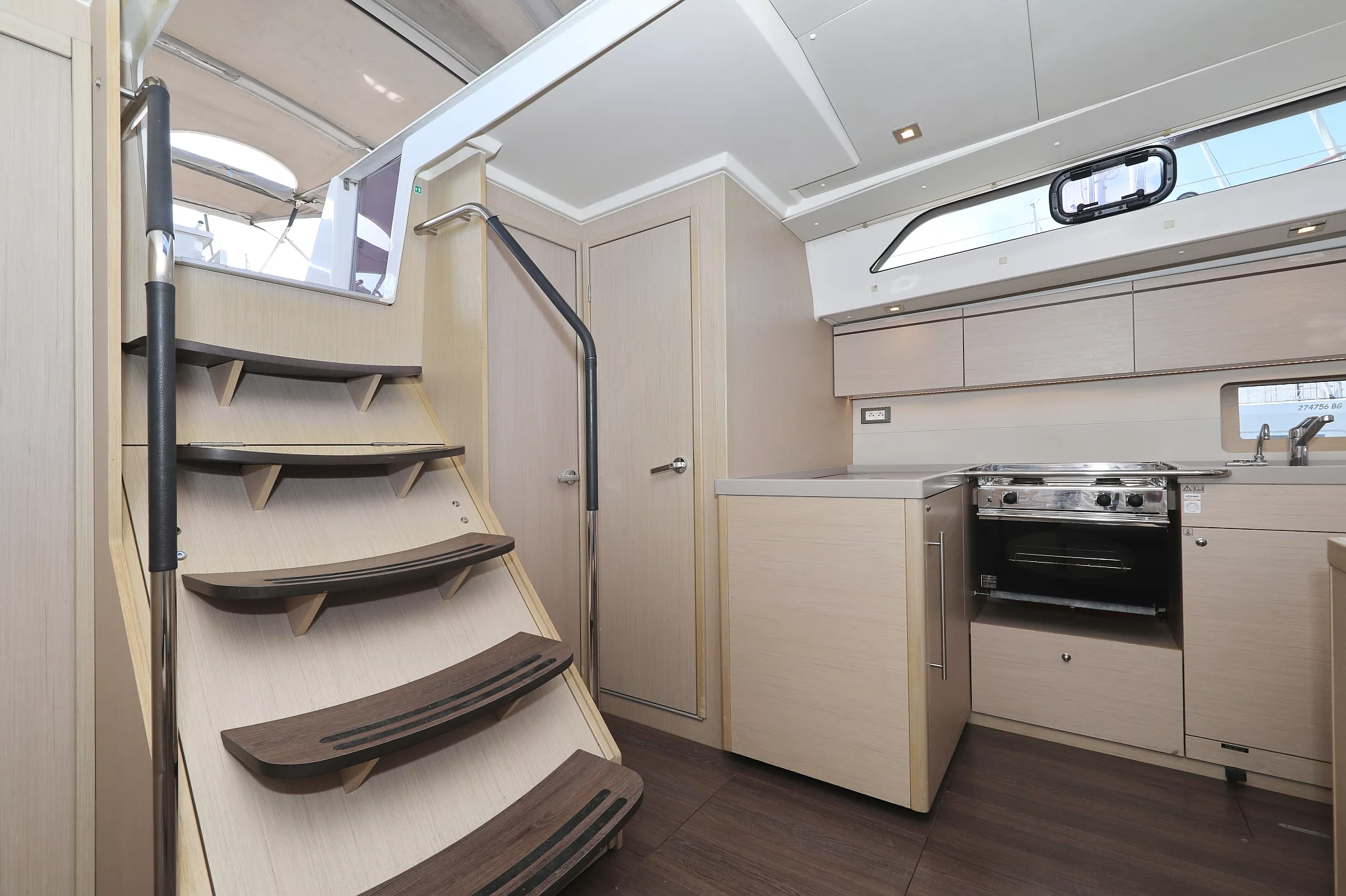 Oceanis 51.1 - 5 + 1 cab. (Jupiter)  - 21