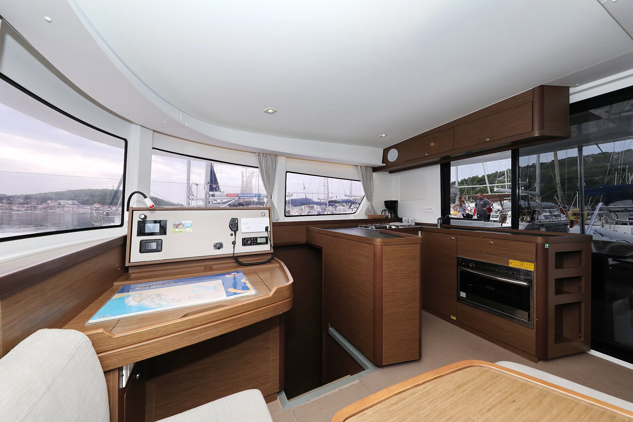 Lagoon 42 - 4 + 2 cab. (Air Wave)  - 13