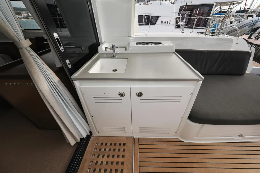 Lagoon 46 - 4 + 2 cab. (Excellence)  - 44