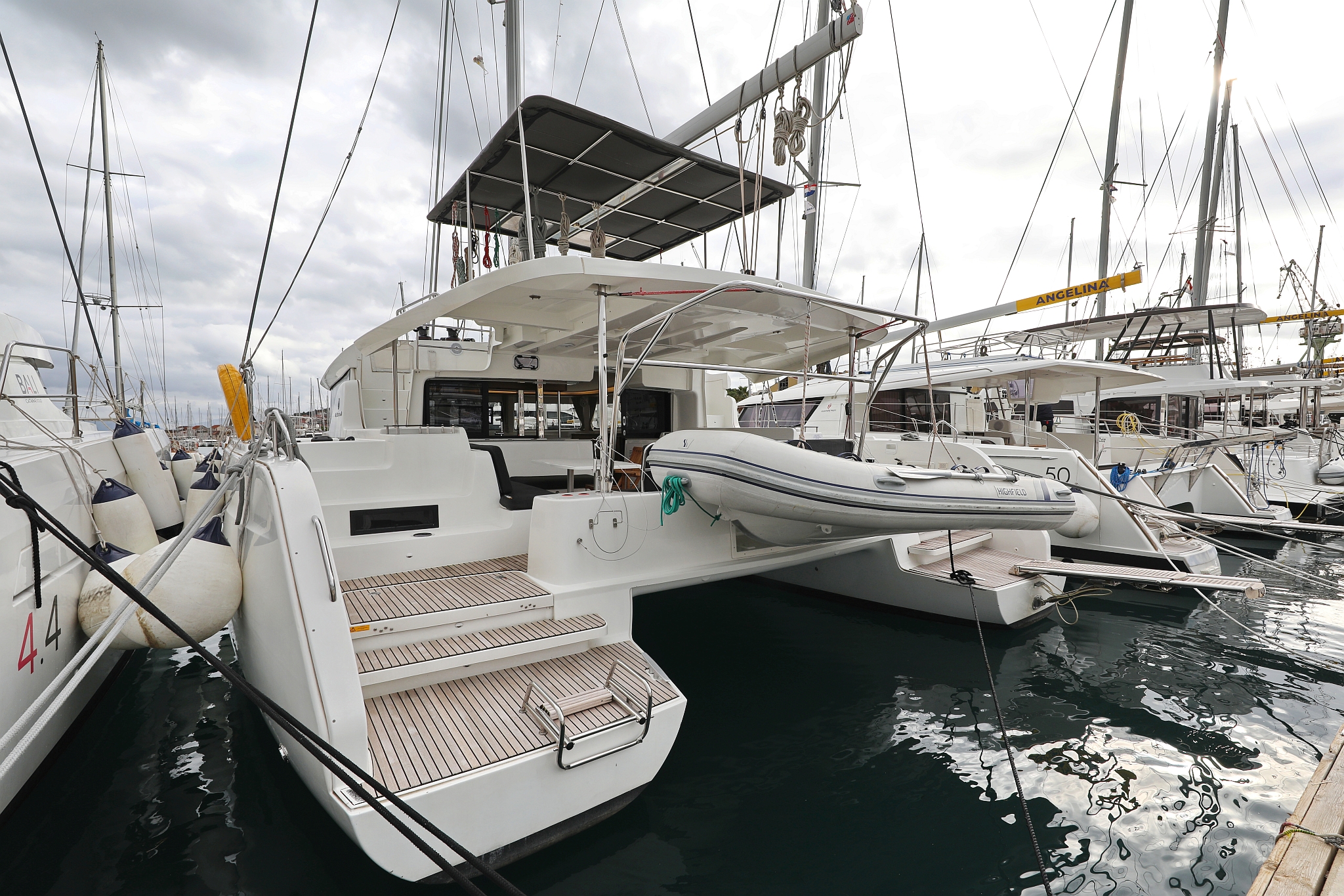 Photo #3 - Lagoon 46 - 4 + 2 cab. (Barbarella III) en Trogir - 29136