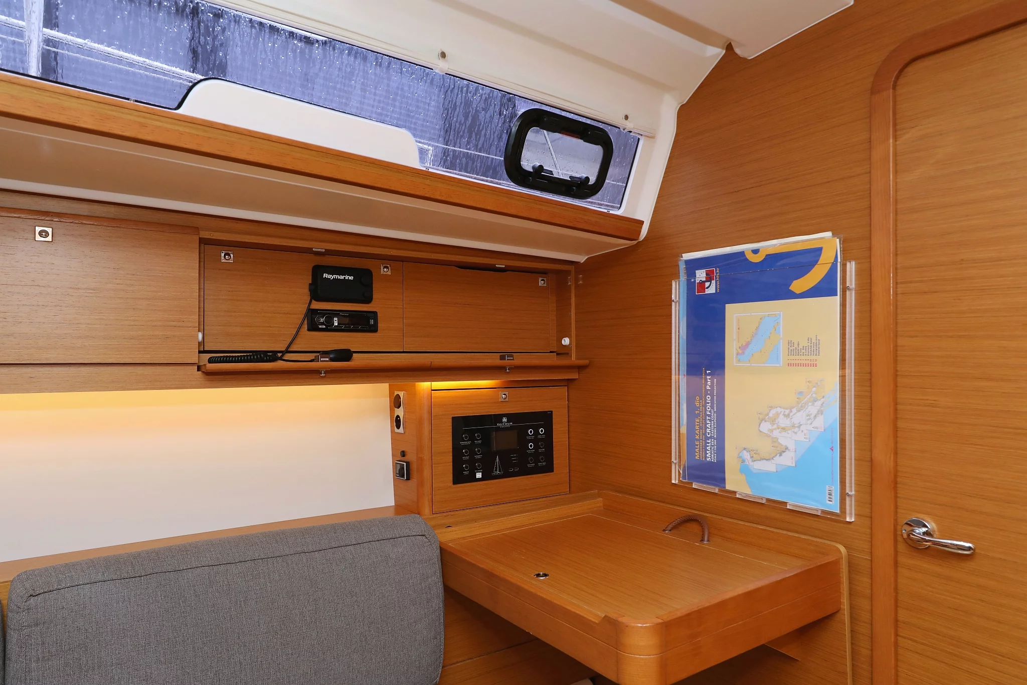 Dufour 430 - 3 cab. (Maryland)  - 21