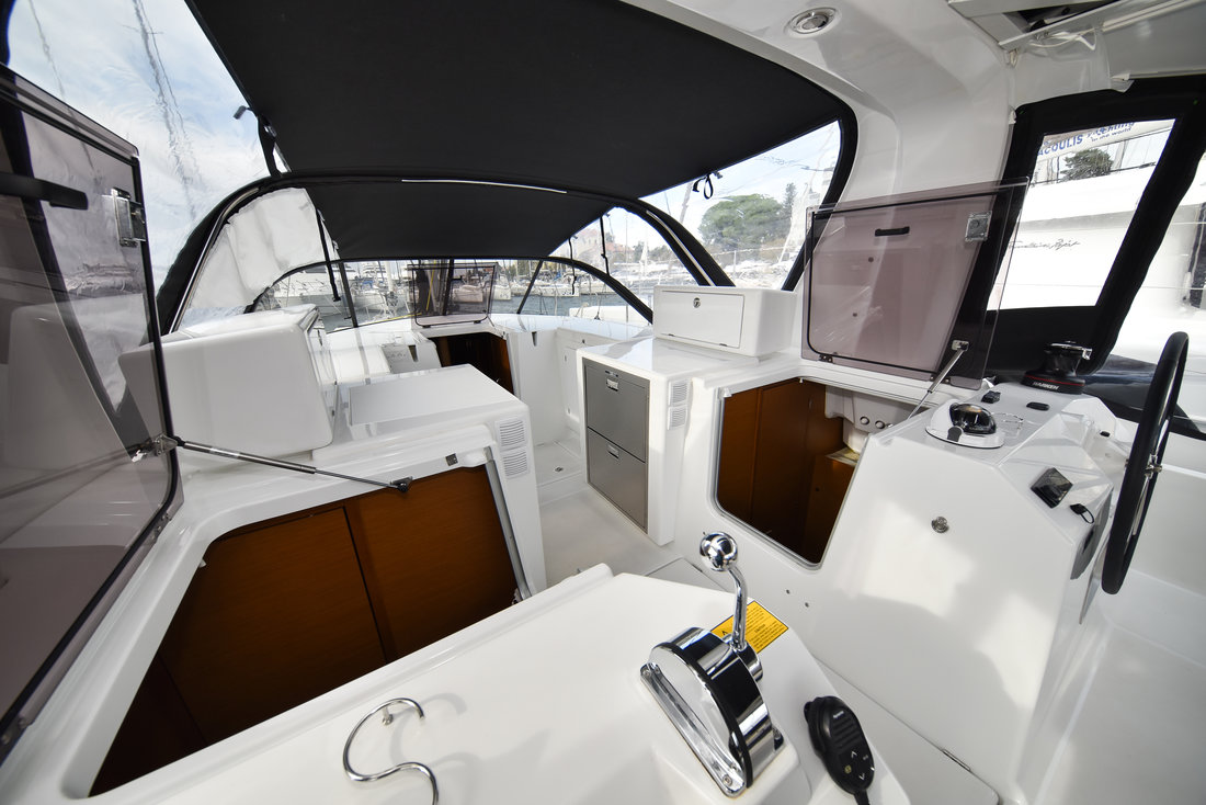 Photo #12 - Sun Loft 47 - 6 + 1 cab. (New Horizons) in Zara - 29200