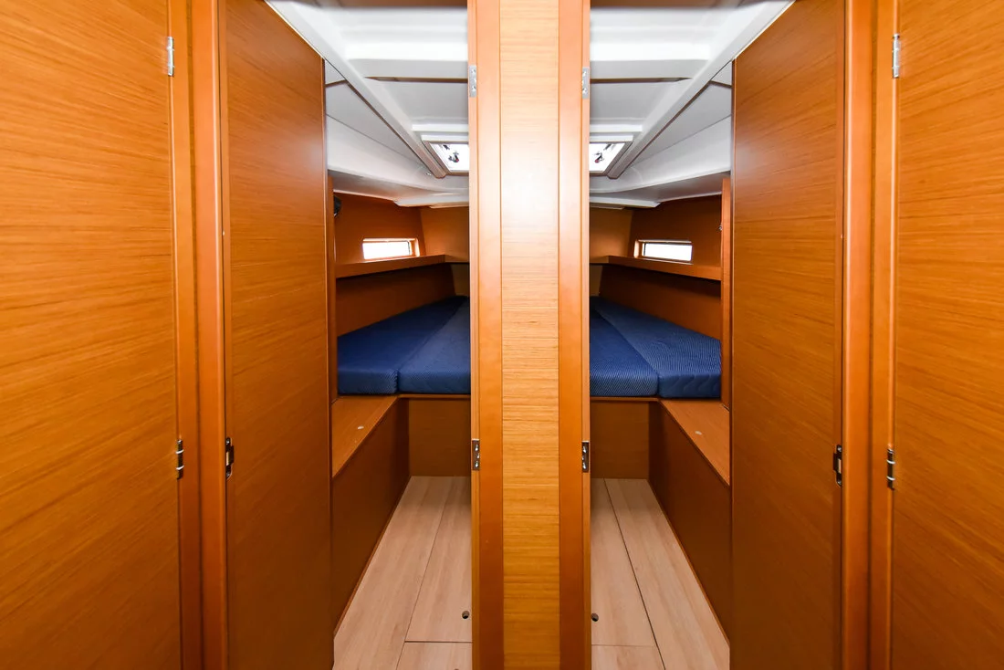 Sun Loft 47 - 6 + 1 cab. (New Horizons)  - 24